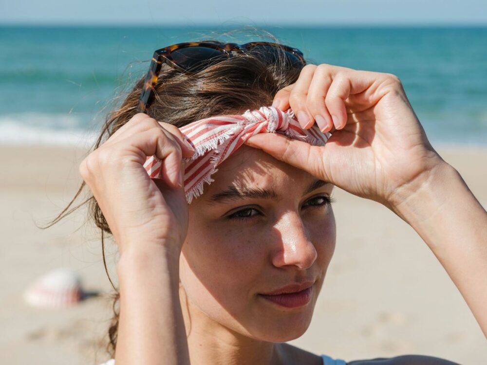 trojkątna chusta plażowa